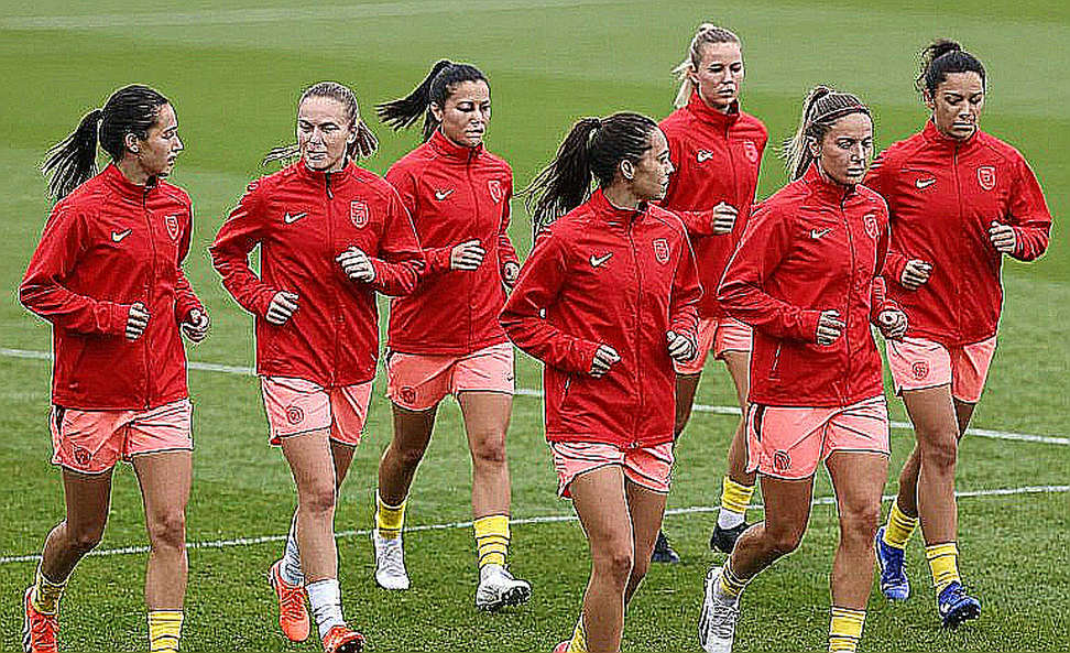Chi phí trên mỗi bàn thắng: cách đọc một mùa V-League bằng bảng tính Chi phí trên mỗi bàn thắng: cách đọc một mùa V-League bằng bảng tính