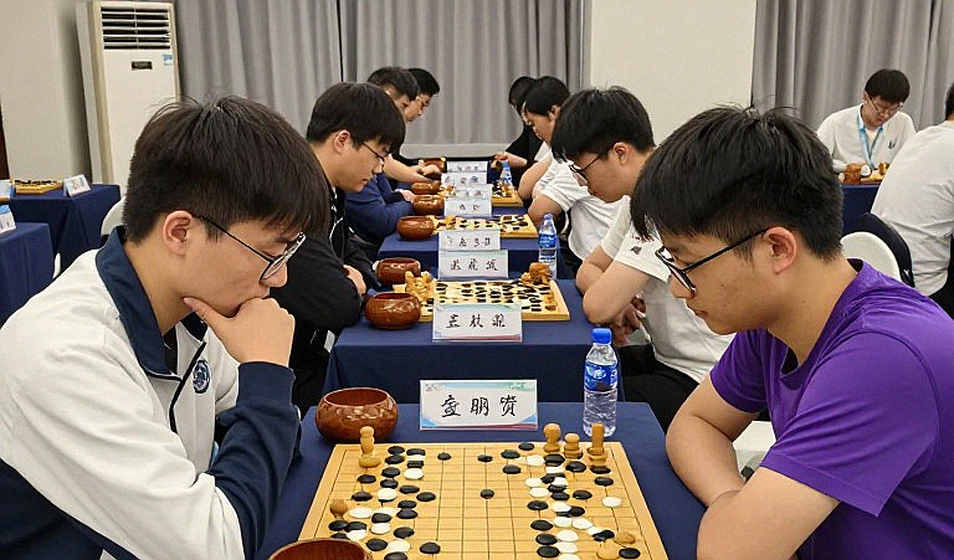 Olympiad cờ vua lần thứ 46 tại Samarkand: 208 đội, 11 vòng và những chiếc ghế không ai gọi tên Olympiad cờ vua lần thứ 46 tại Samarkand: 208 đội, 11 vòng và những chiếc ghế không ai gọi tên