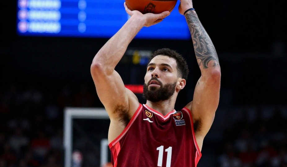 Macau down to nine men, coach Elliott absent as the Governors' Cup restarts: how the PBA left the door open for a rival league to gut its roster Macau down to nine men, coach Elliott absent as the Governors' Cup restarts: how the PBA left the door open for a rival league to gut its roster