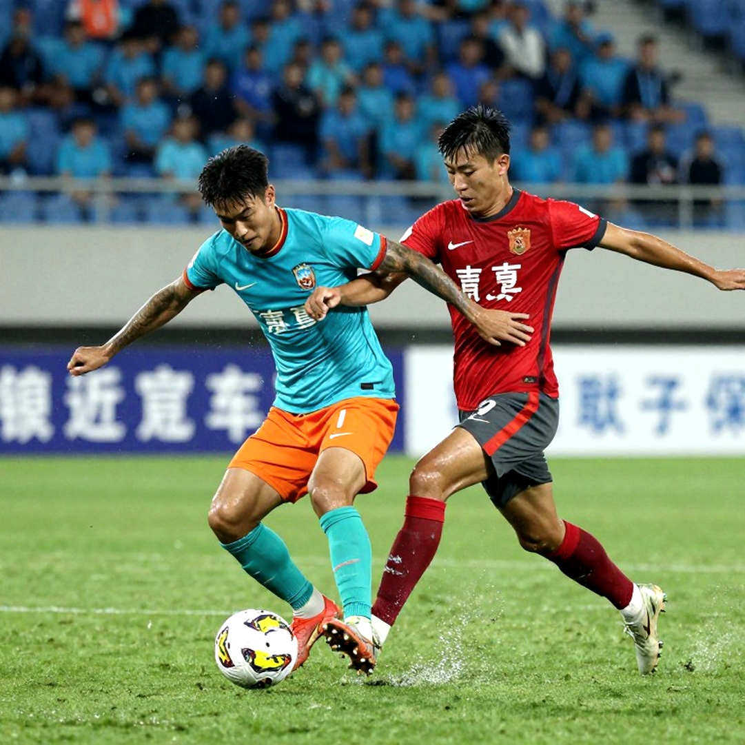V.League: kỳ chuyển nhượng nhiễu loạn, hợp đồng hai năm và dòng tiền của nhà tài trợ