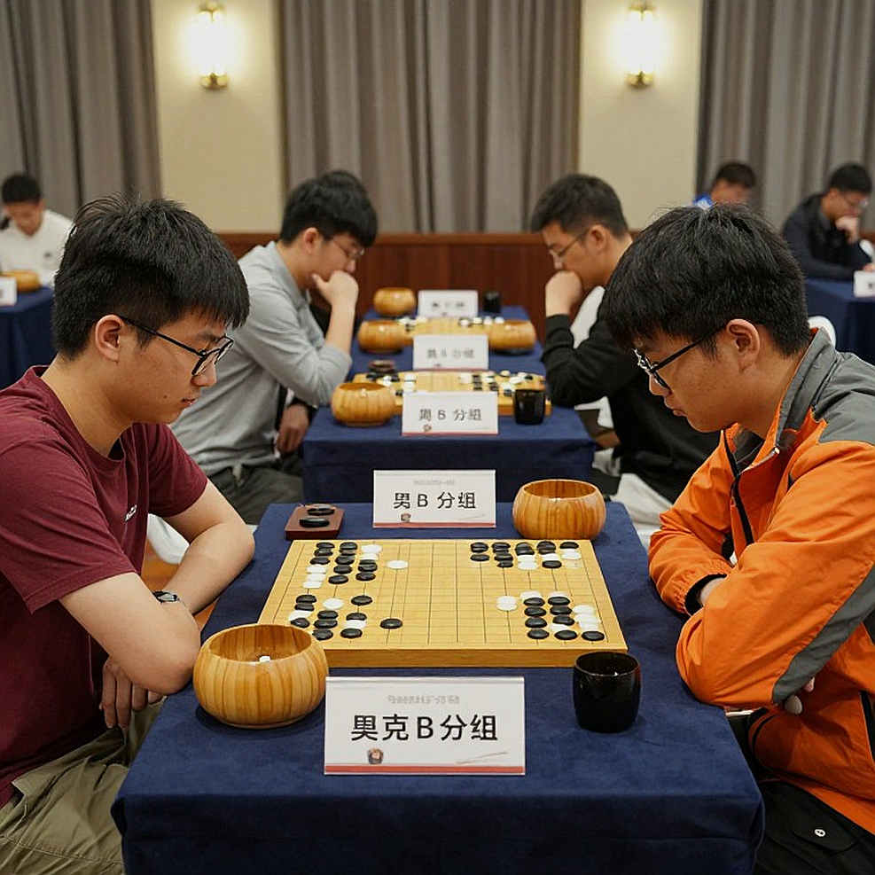 The Empty Square on the Analysis Board: Reading Chess When There Is Nothing Left to Read