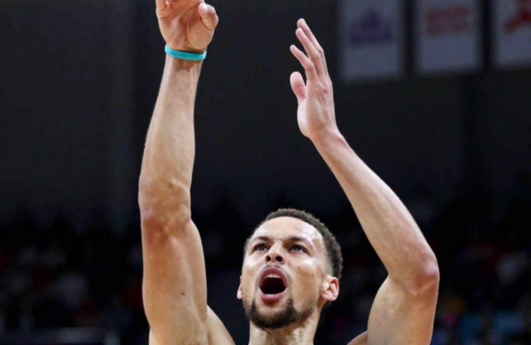 The Thomas Walkup Deal: When EuroLeague's Old Powers Learn to Call New Money Market Wreckers The Thomas Walkup Deal: When EuroLeague's Old Powers Learn to Call New Money Market Wreckers
