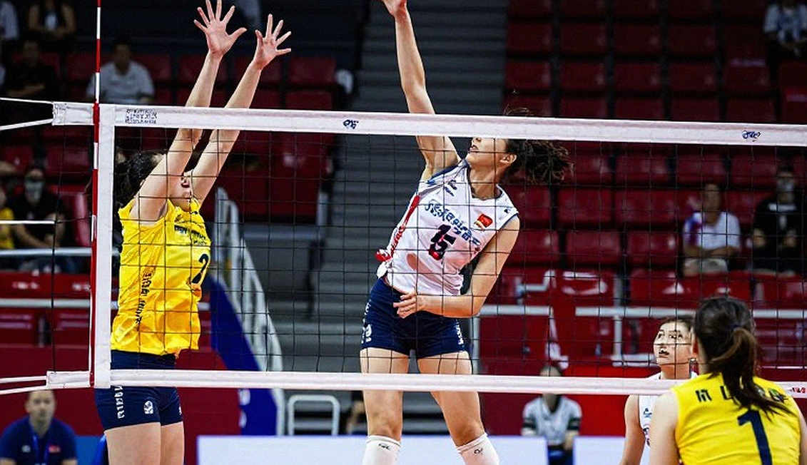 Ba mươi năm giải MOP bóng chuyền nữ NCAA: Điều danh sách không kể