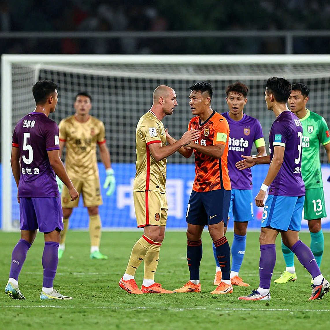 Chelsea 1-0 Austria Wien: Bàn thắng của Kaptein, nỗi lo Walsh và phép thử mang tên Arsenal Chelsea 1-0 Austria Wien: Bàn thắng của Kaptein, nỗi lo Walsh và phép thử mang tên Arsenal