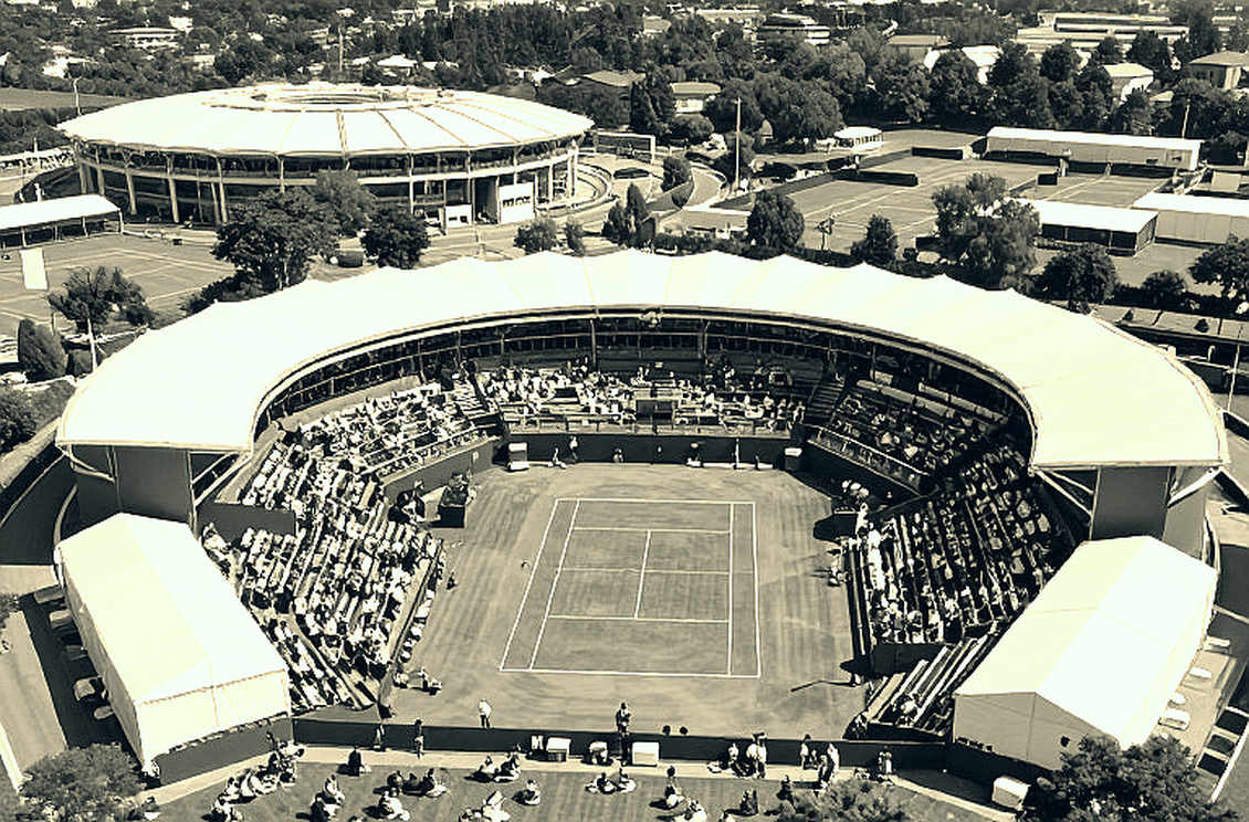Twenty-Four Empty Cells and Nine Dimensions: A Lesson from the Tennis Data Room Twenty-Four Empty Cells and Nine Dimensions: A Lesson from the Tennis Data Room