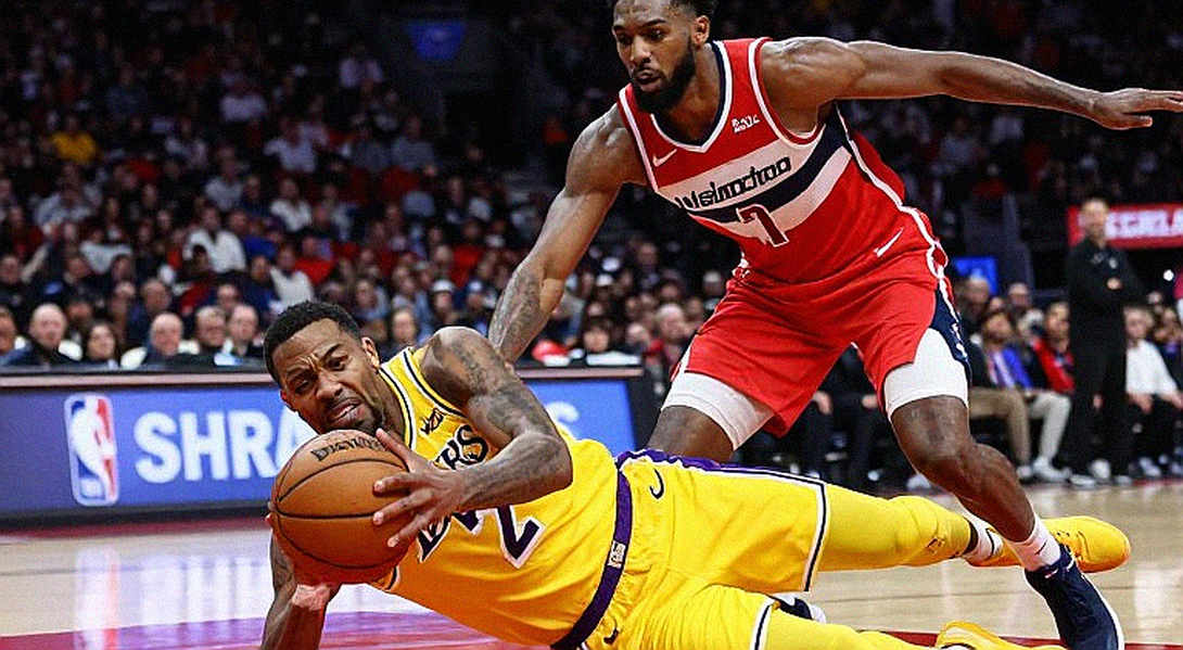 Mike James Achilles Rupture: 7-9 Months Out and Anadolu Efes's Mid-Season Roster Problem Mike James Achilles Rupture: 7-9 Months Out and Anadolu Efes's Mid-Season Roster Problem
