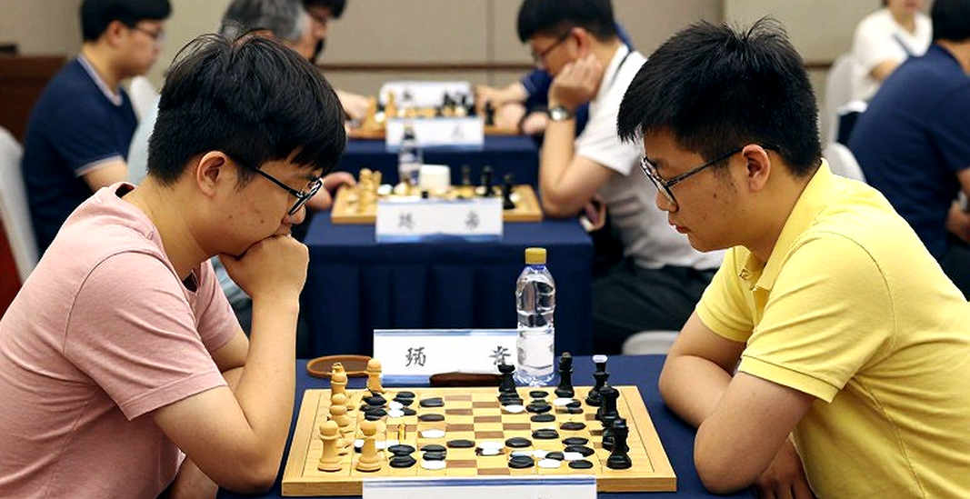 Nhà vô địch thế giới ngồi bàn 4: Chiều sâu đội hình Ấn Độ và bài học cho cờ vua Việt Nam Nhà vô địch thế giới ngồi bàn 4: Chiều sâu đội hình Ấn Độ và bài học cho cờ vua Việt Nam