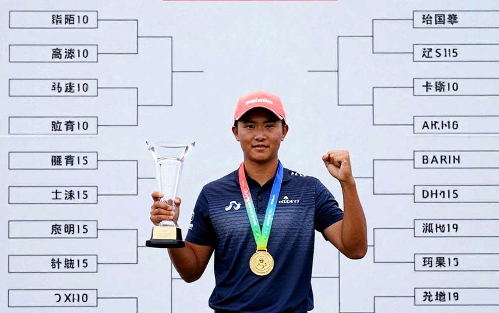 Cột số 61 im tiếng: Làng golf 2026 và khoảng trắng không ai đọc