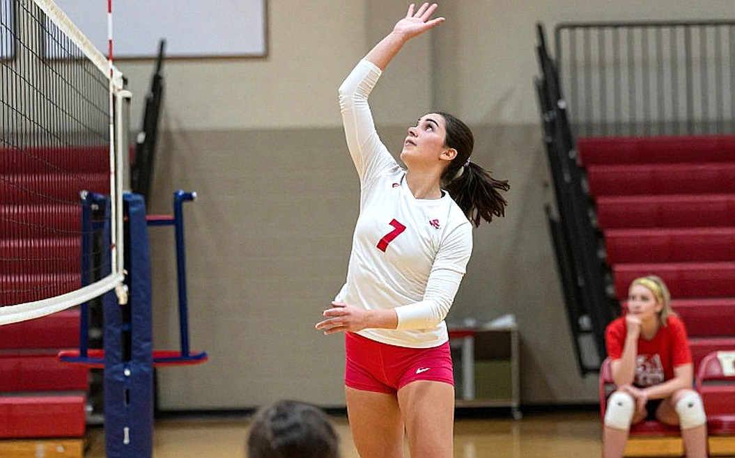 Bảng xếp hạng 16 đội đầu tiên của NCAA 2026: Nebraska số 1 và những tín hiệu chiến thuật ẩn sau cột thắng thua